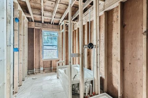 2126 Castlewood St, Atlanta GA  30344-1004 exterior