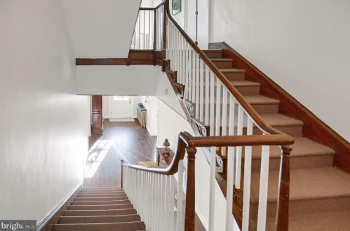 301 Penn St, Huntingdon PA 16652-1609 exterior