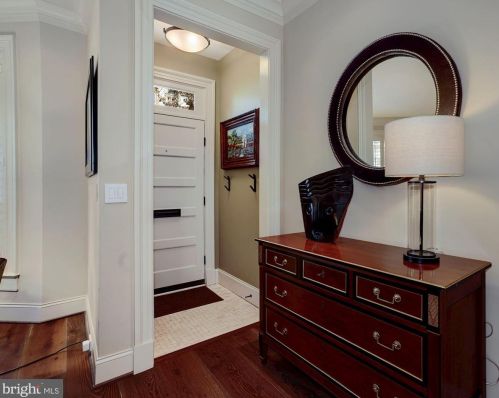 1752 Church St, Washington, DC 20036-1302