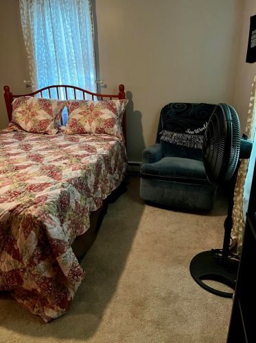 4645 68th St, Milwaukee WI  53220-3917 exterior