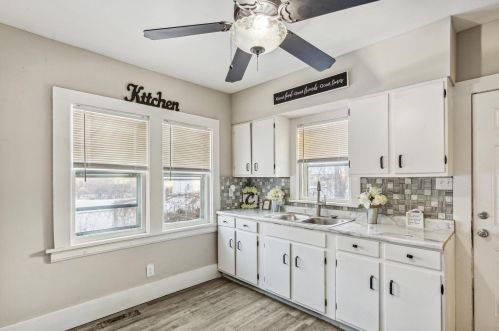 6024 36th St, Milwaukee WI  53221-4618 exterior