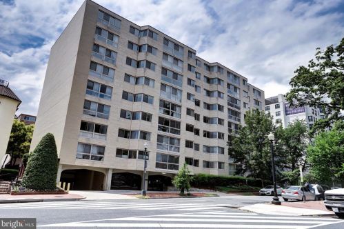 922 24th St, Washington DC 20037-2203 exterior