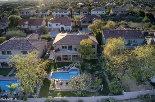 33907 23 Dr, Phoenix AZ 85027-4137 exterior