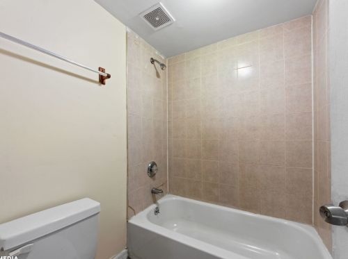 6648 Sangamon St, Chicago IL 60621-1824 exterior