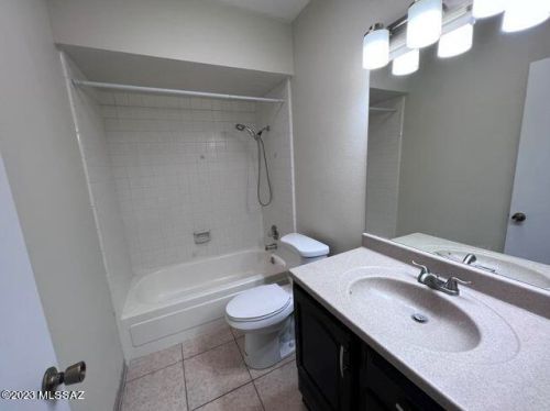 7741 39th St, Tucson AZ  85730-1804 exterior