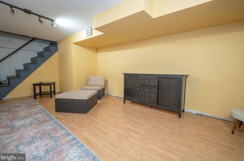 1309 Dickinson St, Philadelphia PA 19147-6221 exterior