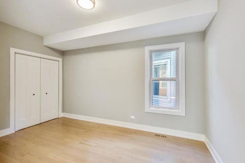 3800 Eddy St, Chicago IL  60618-5014 exterior