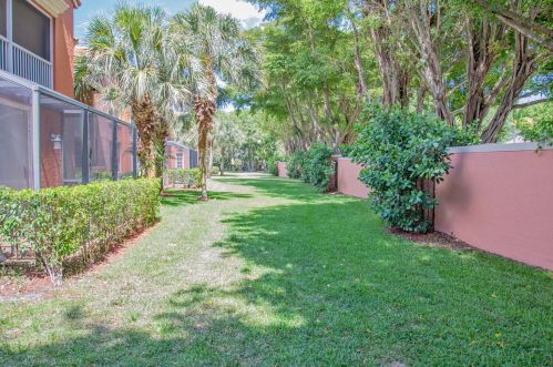 3237 Clint Moore Rd, Boca Raton FL  33496-3390 exterior