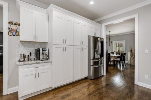 2884 Cravey Dr, Atlanta GA  30345-1420 exterior