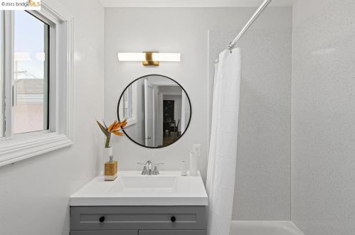 1070 Peralta, Berkeley CA 94706-2118 exterior