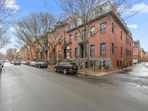 19 Worcester St, Boston MA exterior