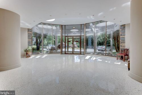 4101 Cathedral Ave, Washington DC  20016-3585 exterior