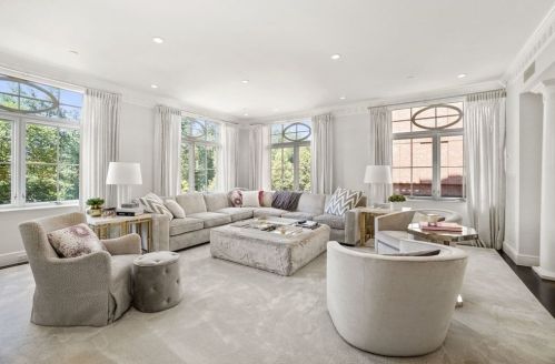 250 Boylston St, Boston MA exterior