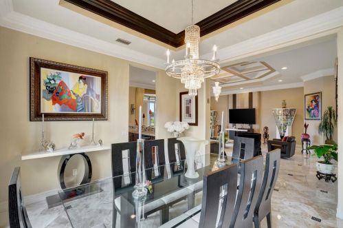 7016 Corning Cir, Boynton Beach FL 33437-3984 exterior