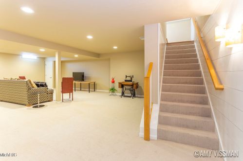 2335 Radcliff Vlg Dr, Grand Rapids MI 49546-5758 exterior