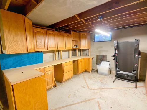 3294 Black Crk Rd, Meskegon MI 49444-3482 exterior