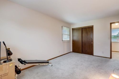 5826 14th St, Milwaukee WI 53221-5001 exterior