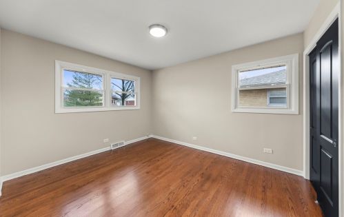 794 Lombard St, Elmhurst IL  60126-1762 exterior