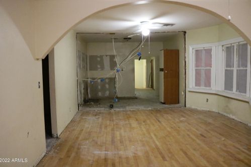 418 17 Ave, Phoenix AZ 85027-5303 exterior