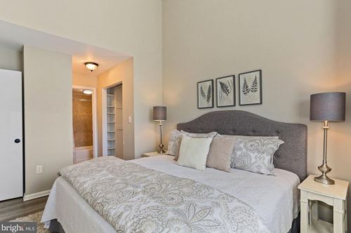 4106 11th Pl, Arlington VA 22201-4687 exterior