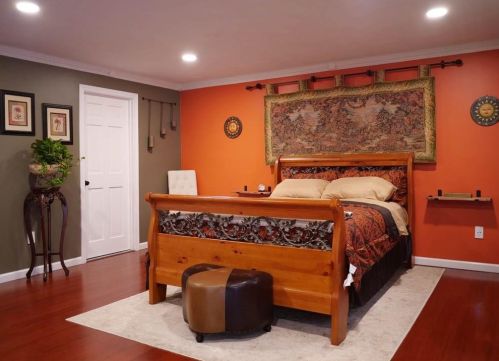 902 Brookhaven Ln, Woonsocket RI 02895-2771 exterior