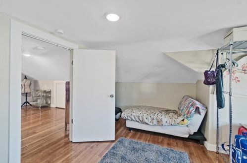 73 Gray St, Providence RI 02904-4702 exterior