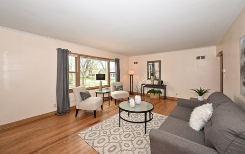 6326 Wright St, Milwaukee WI 53212-2940 exterior