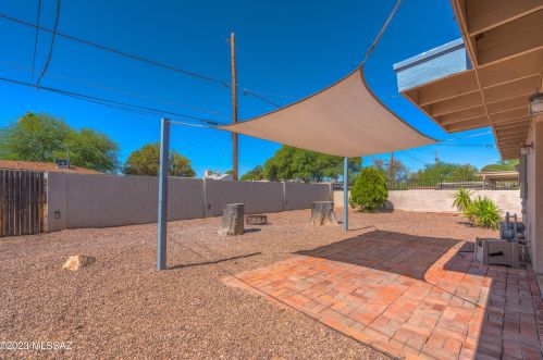 4542 15th St, Tucson, AZ 85711-4222