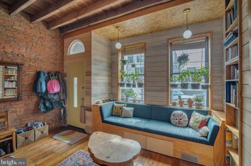 1917 Cumberland St, Philadelphia PA  19132-0037 exterior