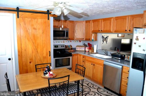 6926 Doublebrand Ct, Frederick MD  21703-8609 exterior