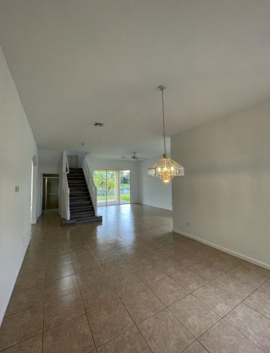 2213 Newport Is Blvd, Fort Pierce FL 34953-4378 exterior