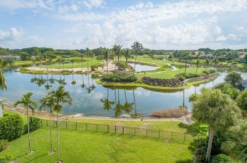 2354 Alexander Palm Dr, Naples FL 34105-3039 exterior