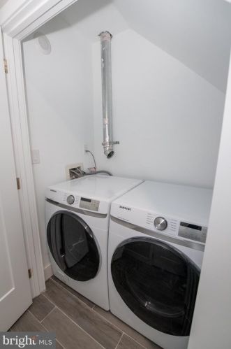 2213 Emerald St, Philadelphia PA 19134-3548 exterior