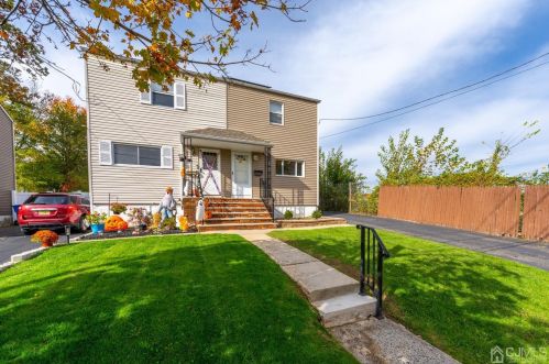 94 Koyen St, Perth Amboy NJ  08863-2052 exterior