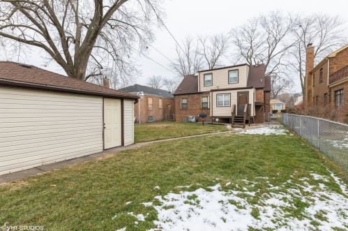 14210 Clark St, Chicago IL 60640-2101 exterior