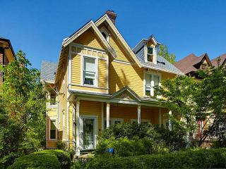 249 Maple Ave, Pittsburgh PA  15214-3331 exterior