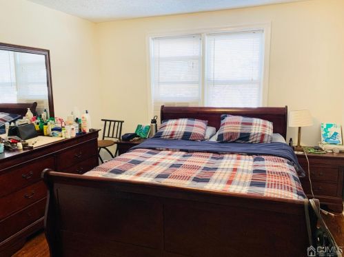 749 Linden Ave, Rahway NJ 07065-3624 exterior