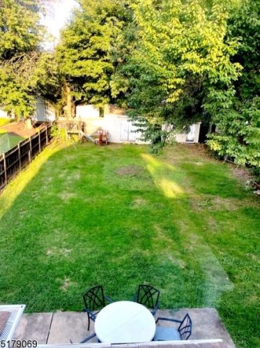 38 Bernard Ave, Edison NJ 08837-3431 exterior