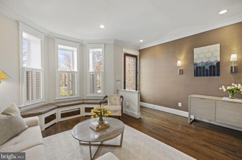 1213 F St, Washington DC  20002-6313 exterior