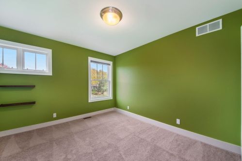 4412 Whitewood Farms Dr, Grand Rapids MI exterior