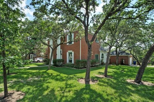 7713 Basil Dr, Austin, TX 78750-7940