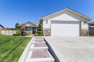 709 54th St, Yakima, WA 98901-4300