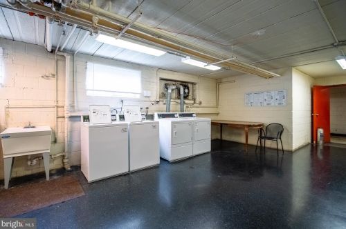 5230 Capitol St, Washington DC 20011-6738 exterior