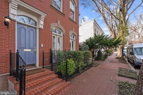 1236 27th St, Washington, DC 20007-3312