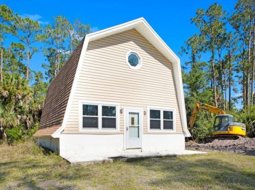 645 10 Ave, Naples FL 34120-0051 exterior