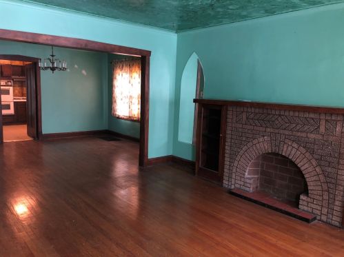 227 21 Ave, Broadview IL 60153-1474 exterior