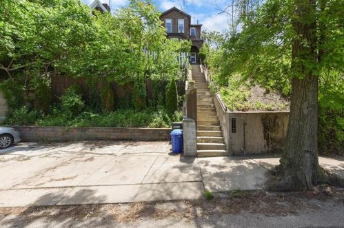 312 Kaercher St, Pittsburgh PA 15207-1477 exterior