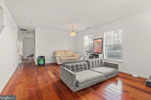 1920 Franklin St, Philadelphia PA  19122-2015 exterior