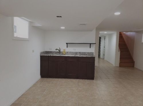 3033 Pitney Ct, Chicago IL  60608-5505 exterior