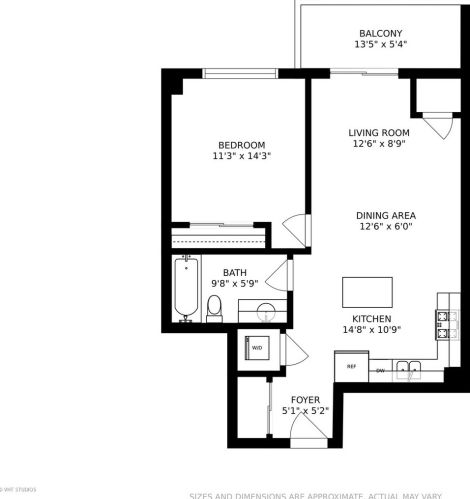 828 Grace St, Chicago IL  60613-5758 exterior